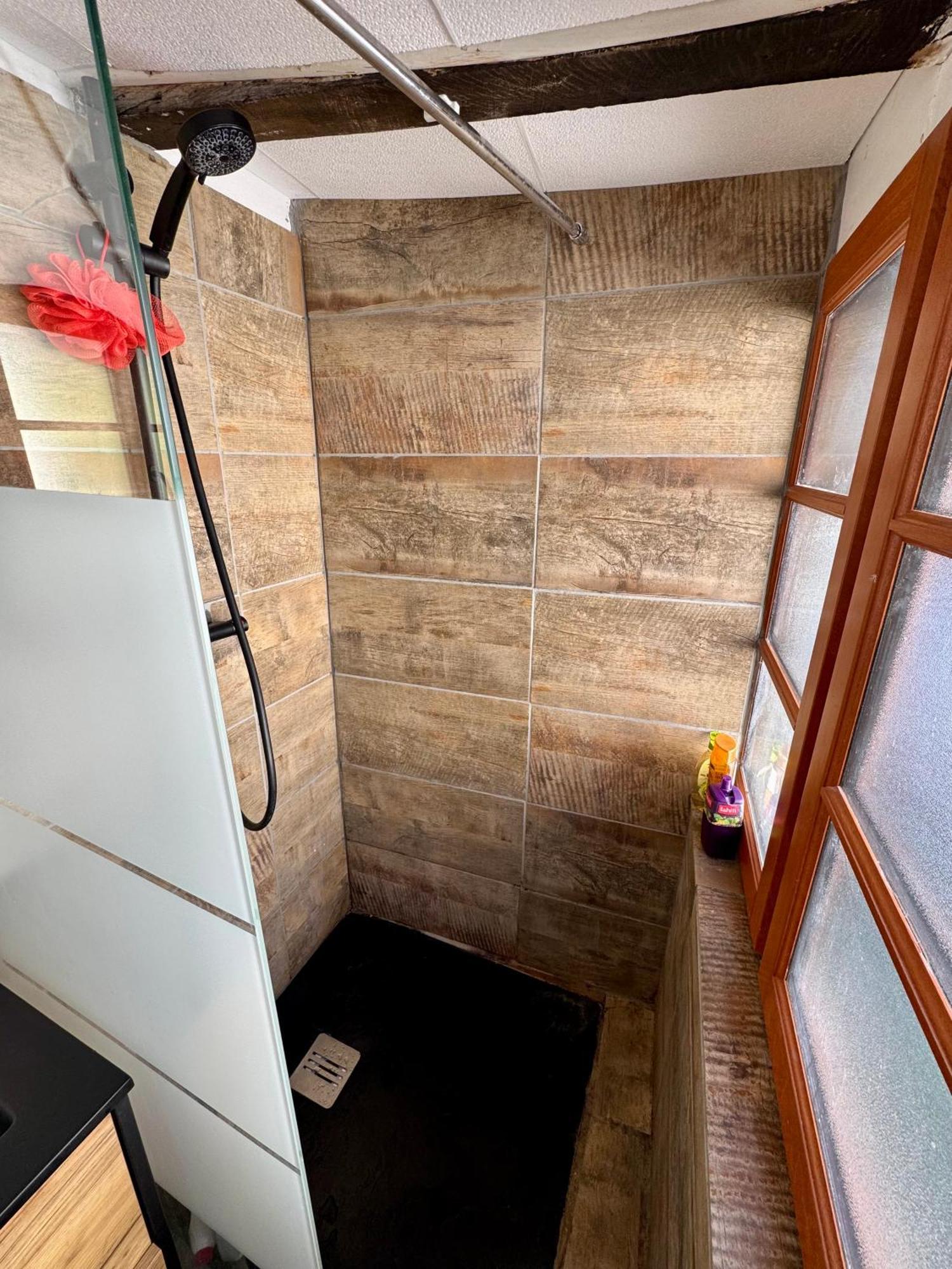 L Atypique De Bourbonnoux Apartment Bourges Bagian luar foto