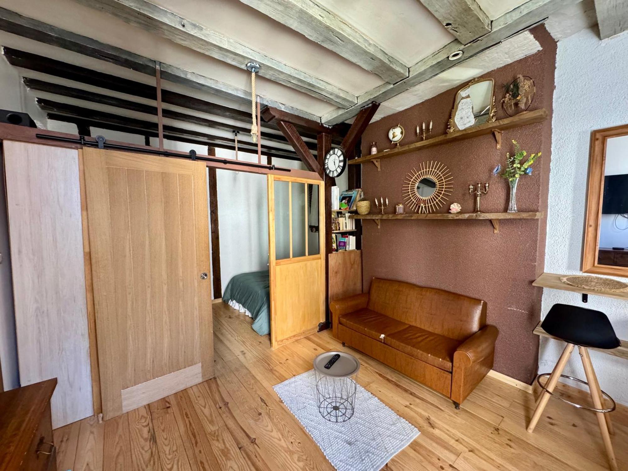 L Atypique De Bourbonnoux Apartment Bourges Bagian luar foto